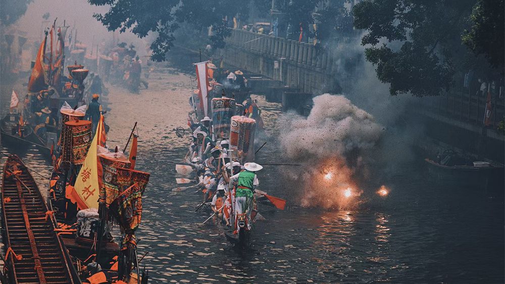 Dragon Boat Ceremony & Cantonese Streets